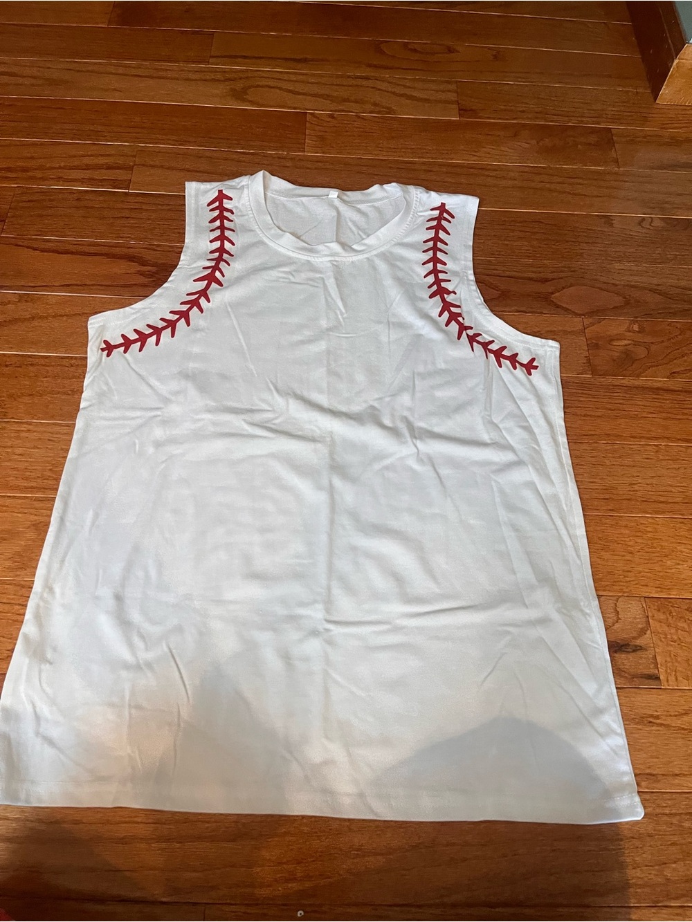 Baseball Tank White Sleeveless Tank with Red Baseball Stitch Detail XL NEW